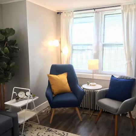 Spacious Historic Apartments In Lakeview Chicago - Walk To Wrigley, Nightlife, Shops, Hospitals Exterior photo