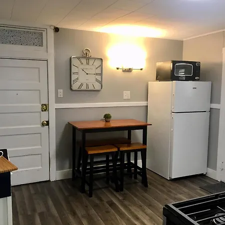 Spacious Historic Apartments In Lakeview Chicago - Walk To Wrigley, Nightlife, Shops, Hospitals Exterior photo
