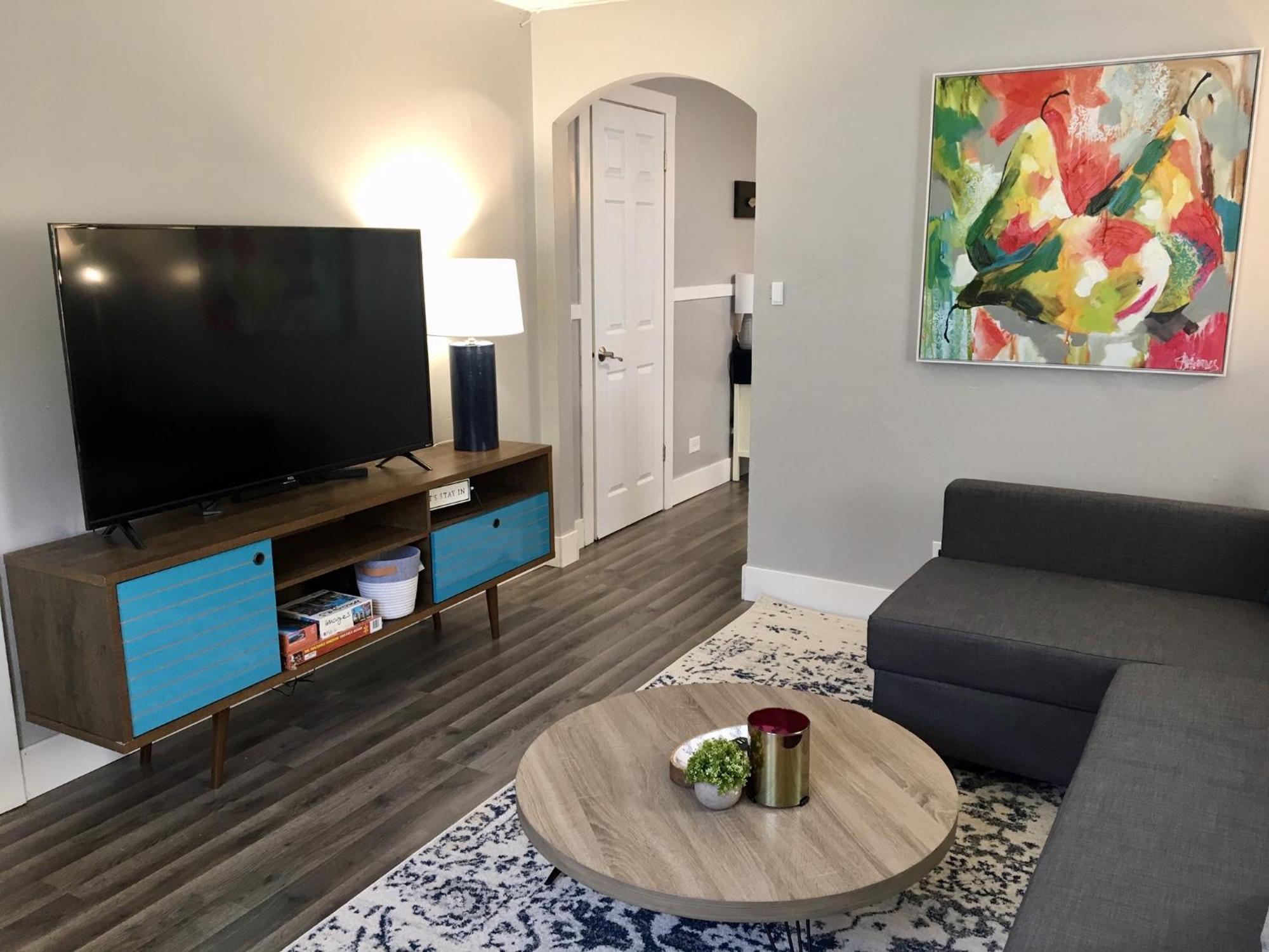 Apartment Spacious Historic In Lakeview - Walk To Wrigley, Nightlife, Shops, Hospitals Chicago