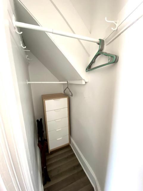 Apartment Spacious Historic In Lakeview - Walk To Wrigley, Nightlife, Shops, Hospitals Chicago