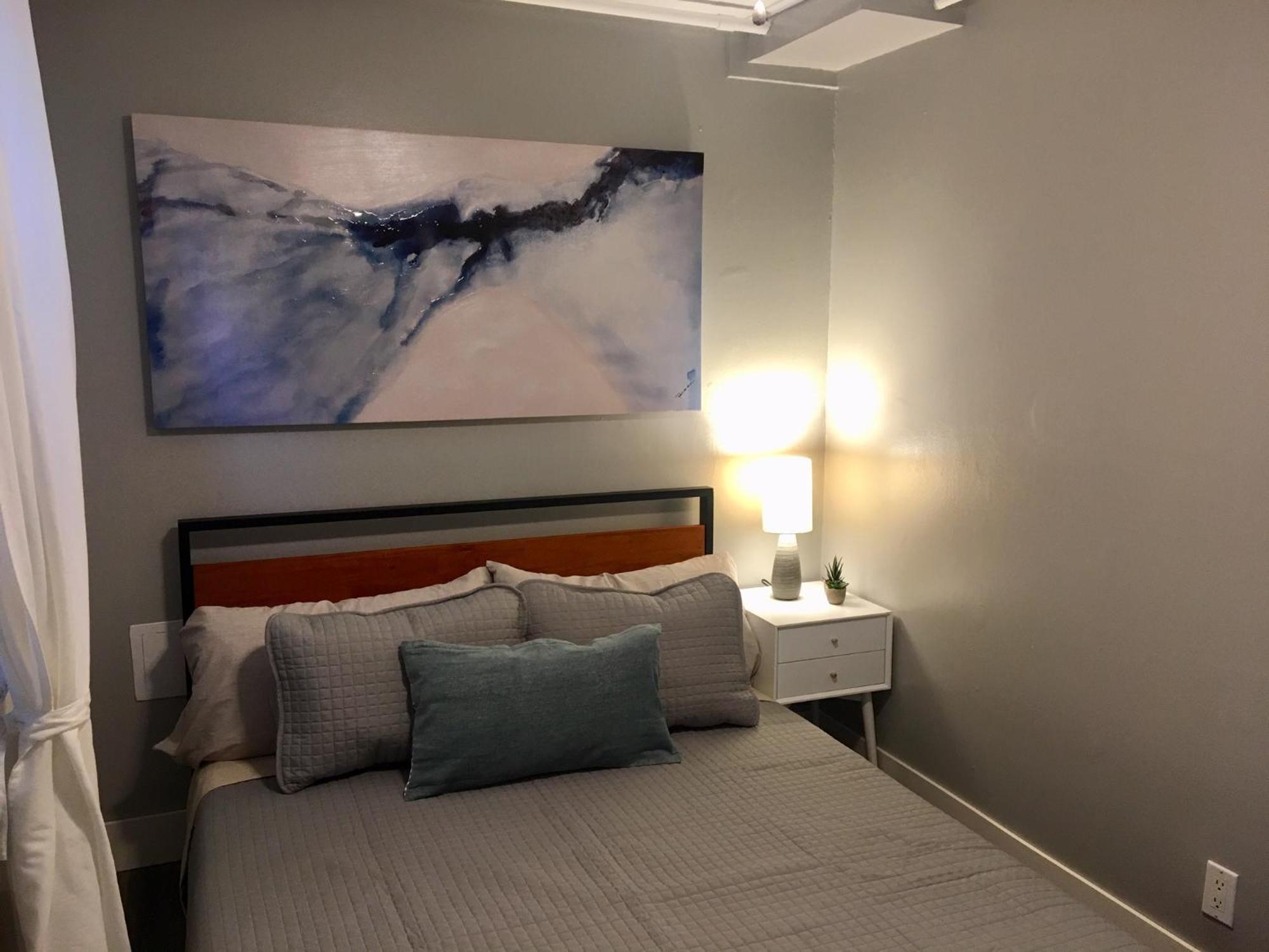 Spacious Historic In Lakeview - Walk To Wrigley, Nightlife, Shops, Hospitals Apartamento Chicago